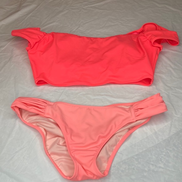 Victoria’s Secret orange bikini - Picture 1 of 10